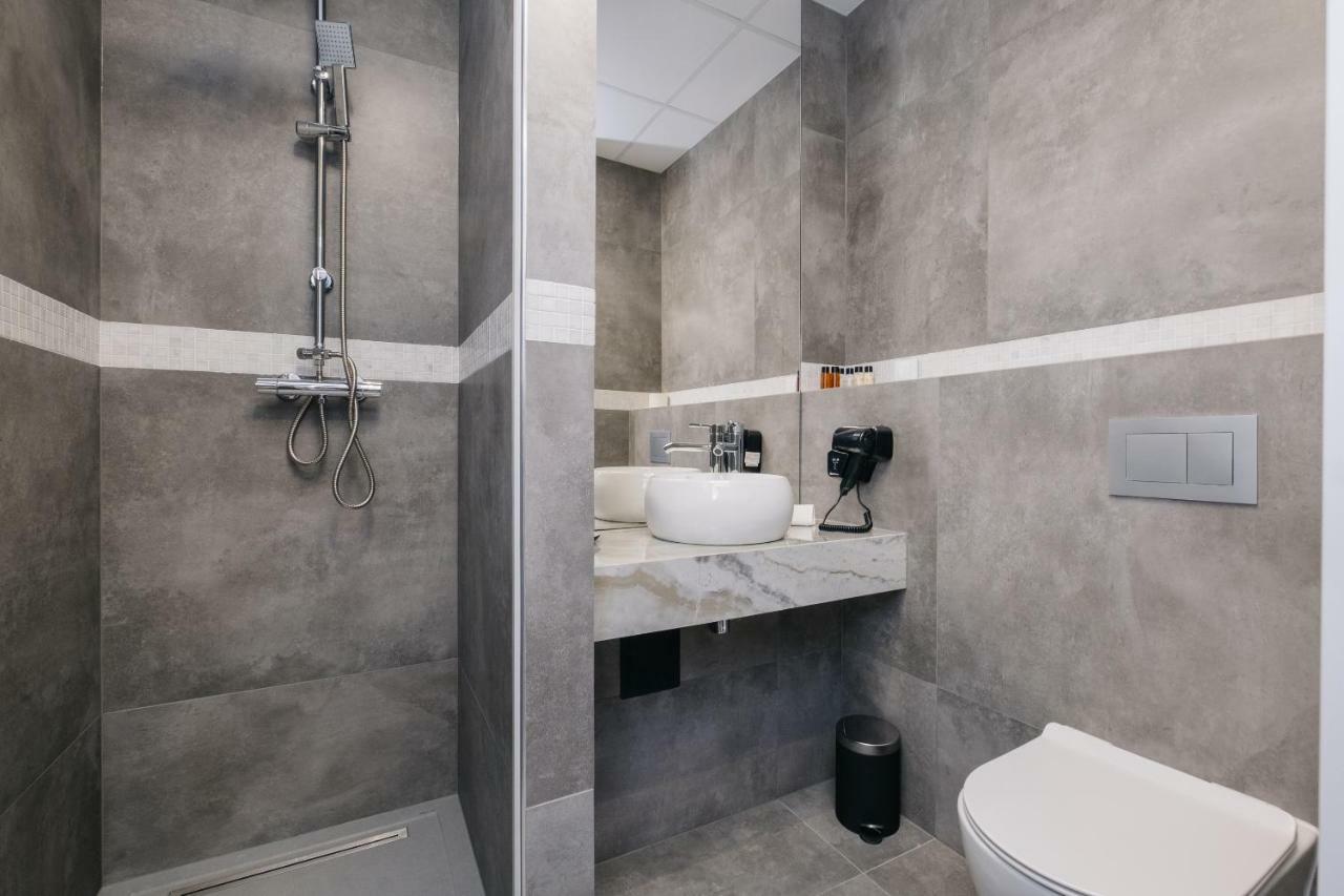 Varsovia Comfort Extérieur photo